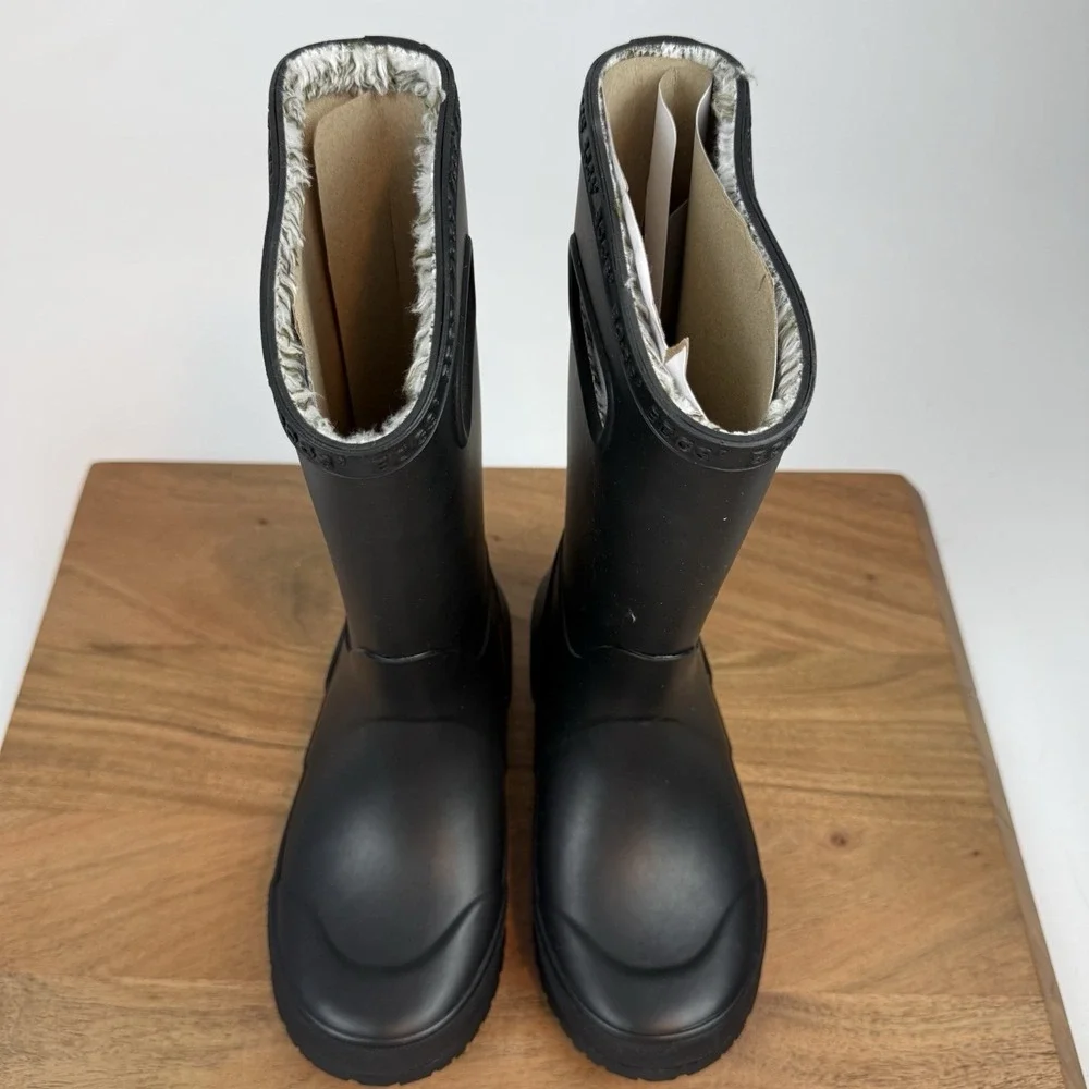 New NIB Big Kids Childrens Bogs Rainboot Plush Black Waterproof Boots Size 2 Y